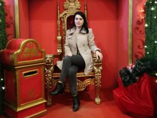 Anessandra - chat online sex with a toned body Hot chicks 