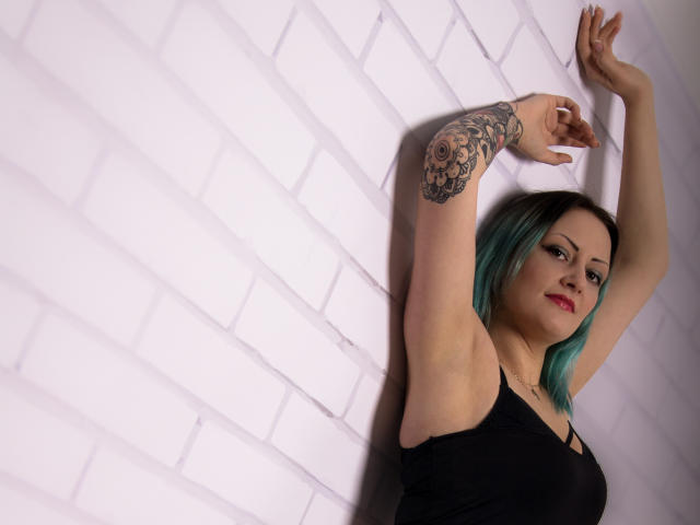 ErinHotBody - Live sex cam - 4954869