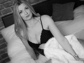 TessXsexy - Chat xXx with a White Mature 