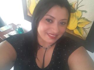 MatureLilly - chat online sex with this brunet Gorgeous lady 