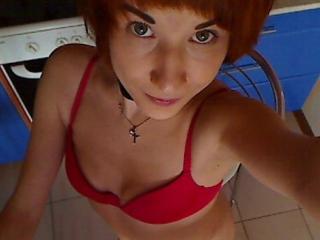 MilkNHoney - Webcam exciting with this shaved private part Hot babe 