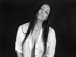 Zamora69 - Show live exciting with a brunet Hot babe 