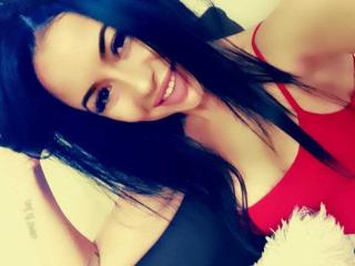 YourAngellx - Live chat sexy with a brunet Sexy girl 