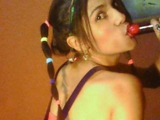 NinfaFoxy - online show hot with this latin 18+ teen woman 