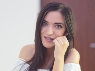 Serenidy - Live chat porn with this cocoa like hair Young and sexy lady 