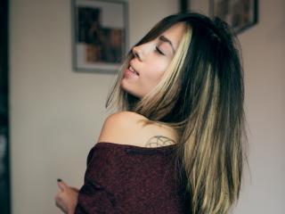 PoxyVibe - online show sexy with a vigorous body Sexy babes 