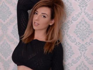ClaraJameson - Live chat porn avec une Admirable jeune camgirl rousse sur la plateforme Xlove 