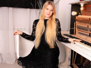 GoldenFlower - online show nude with a flat as a board Young and sexy lady 