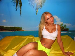PalomaSweetX - Chat live hard with a shaved sexual organ Hot babe 