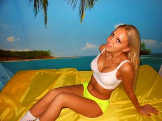 PalomaSweetX - Live chat nude with a being from Europe Girl 