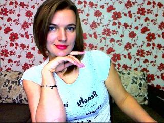 DollFace69 - Webcam live x with this shaved pubis 18+ teen woman 