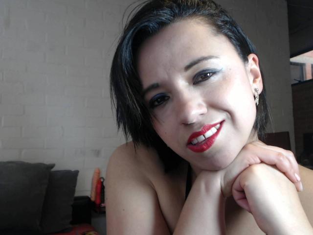 BellaLolita - Live sex cam - 5036317