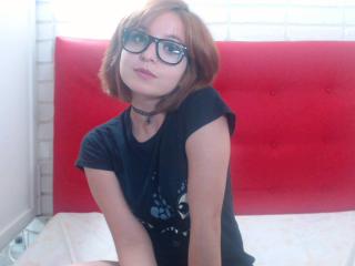 CataleyaFoxy - Web cam hot with this average hooter Young and sexy lady 