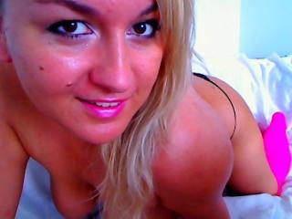 SusiSexy - Web cam xXx with a shaved private part Young lady 