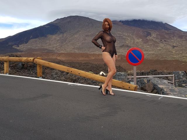 IssaDiamondd - Live Sex Cam - 5059532