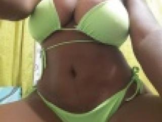 AgataFoxx - Chat live hot with this immense hooter Lady over 35 