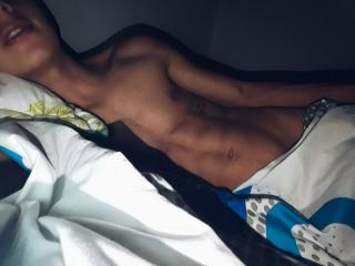 AndyXDixon - Sexe cam en vivo - 5075192