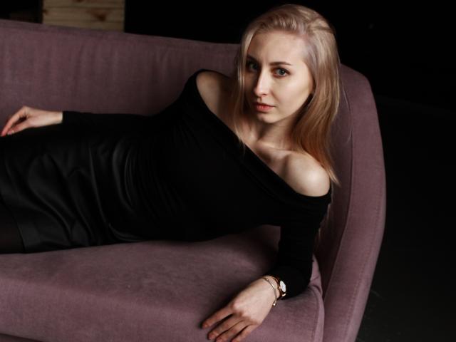 DivaSilver - Live sexe cam - 5082082