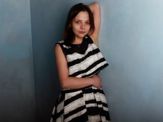 PamSilver - online show nude with a shaved private part College hotties 