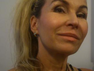 CrystalStar - Video chat hot with a gold hair Sexy mother 