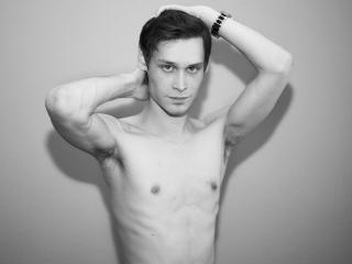 MartinTheodor - online show x with a White Horny gay lads 