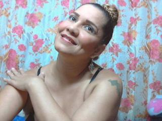 KairaLove - Web cam xXx with a shaved pussy Attractive woman 