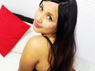 Katiuskaa - chat online porn with a latin Hot chick 