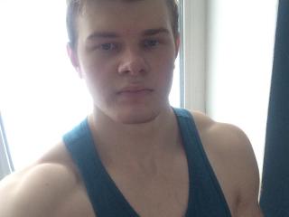 Alexfitneshot - Web cam hot with a Homosexuals with athletic build 