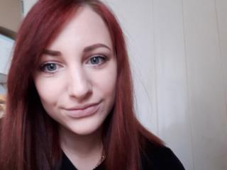 ChristinaRayX - Video chat hot with a being from Europe College hotties 