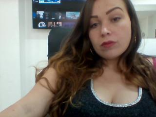 Ariadnaa - chat online hard with a latin american Hot chick 