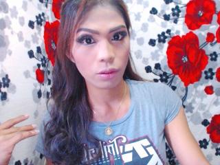 DomistressTs - Chat exciting with this trimmed genital area Ladyboy 