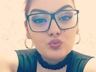 CurvySonnya - Cam xXx with this trimmed private part Young and sexy lady 
