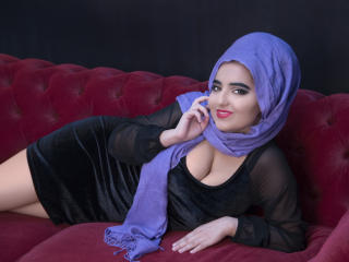 AlliyahMuslim - chat online nude with this black hair Mistress 
