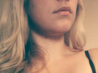 AlleksaShow - Webcam sex with a Girl with regular tits 