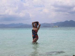HotStephanieLover - Live x with a average body Transsexual 