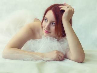 EmilySlyFox - Chat cam nude with a ordinary body shape Hot babe 
