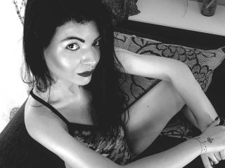 EveSophia - Show x with this black hair College hotties 