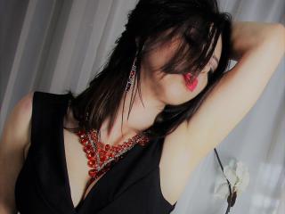 Myraggio - Webcam live hot with a trimmed private part Young and sexy lady 