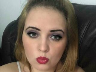 ZarinaHot - Live cam xXx with this White Girl 