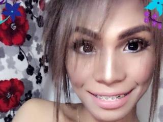GoddessMistress - Webcam live x with a charcoal hair Transgender 