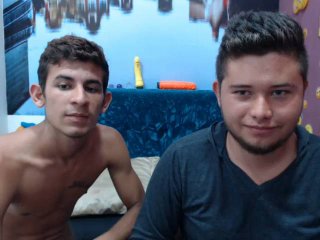 HotsBoys - Webcam porn with this shaved pubis Male couple 