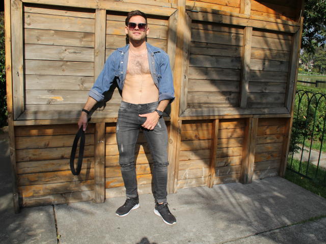 AustinGregor - פורנו בשידור חי ומצלמת סקס - 5253867