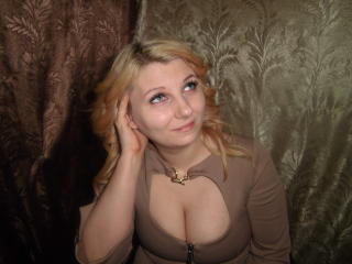 LuckyLeah - Live sexe cam - 5257278