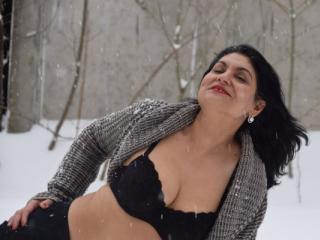 ValentinaSanchez - Web cam porno avec cette Model mature sur le site Milf-Cam 