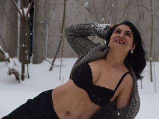 ValentinaSanchez - Video chat hard with this so-so figure Lady over 35 