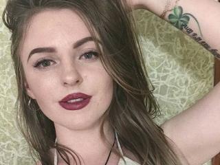 OhHannaBaker - Cam sexy with a bubbielicious Sexy girl 