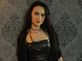 SweetCrush - Chat sexe avec cette Belle nana en chaleur occidentale sur XLove.com 