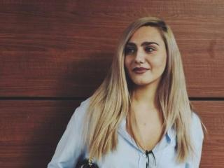 LadyInsomnia - Cam hot with this platinum hair 18+ teen woman 