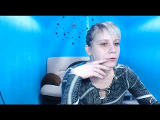 SusieLips - Live chat hot with a thin constitution Young lady 