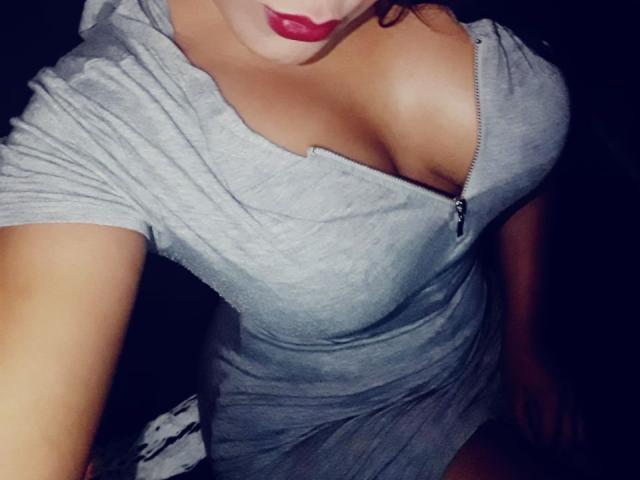 CanelleBom - Live porn &amp; sex cam - 5310723